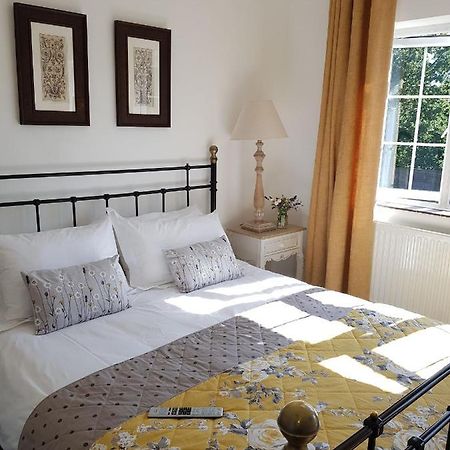 Wisteria Haze Bed & Breakfast Cranfield Exterior photo